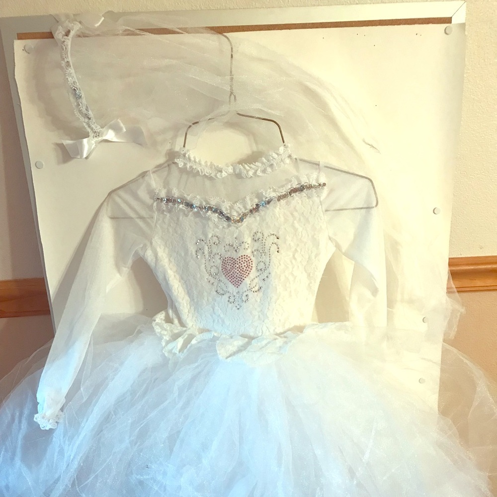 bride costume